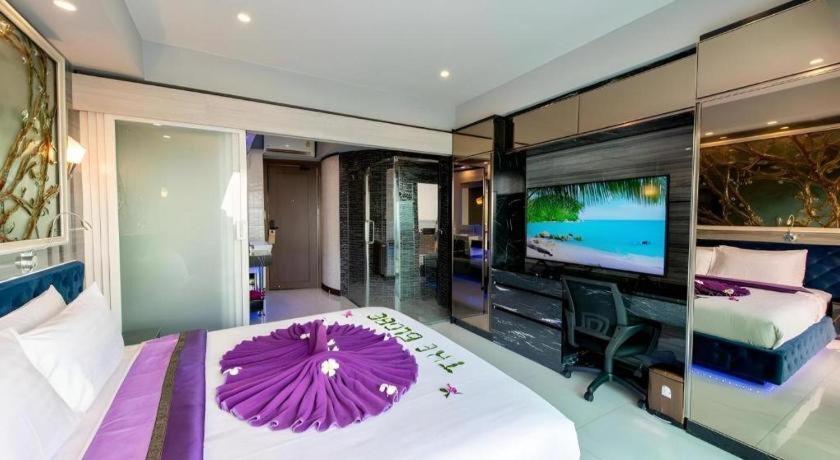 The Globe Hotel, Bar & Restaurant Pattaya Εξωτερικό φωτογραφία